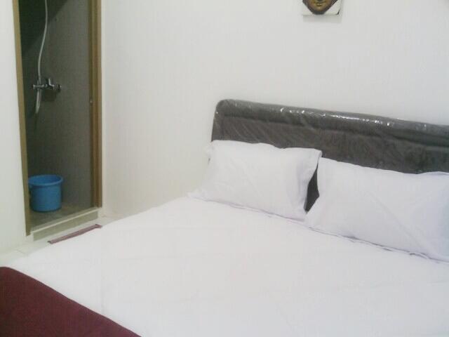 Wisma tamu Capsule