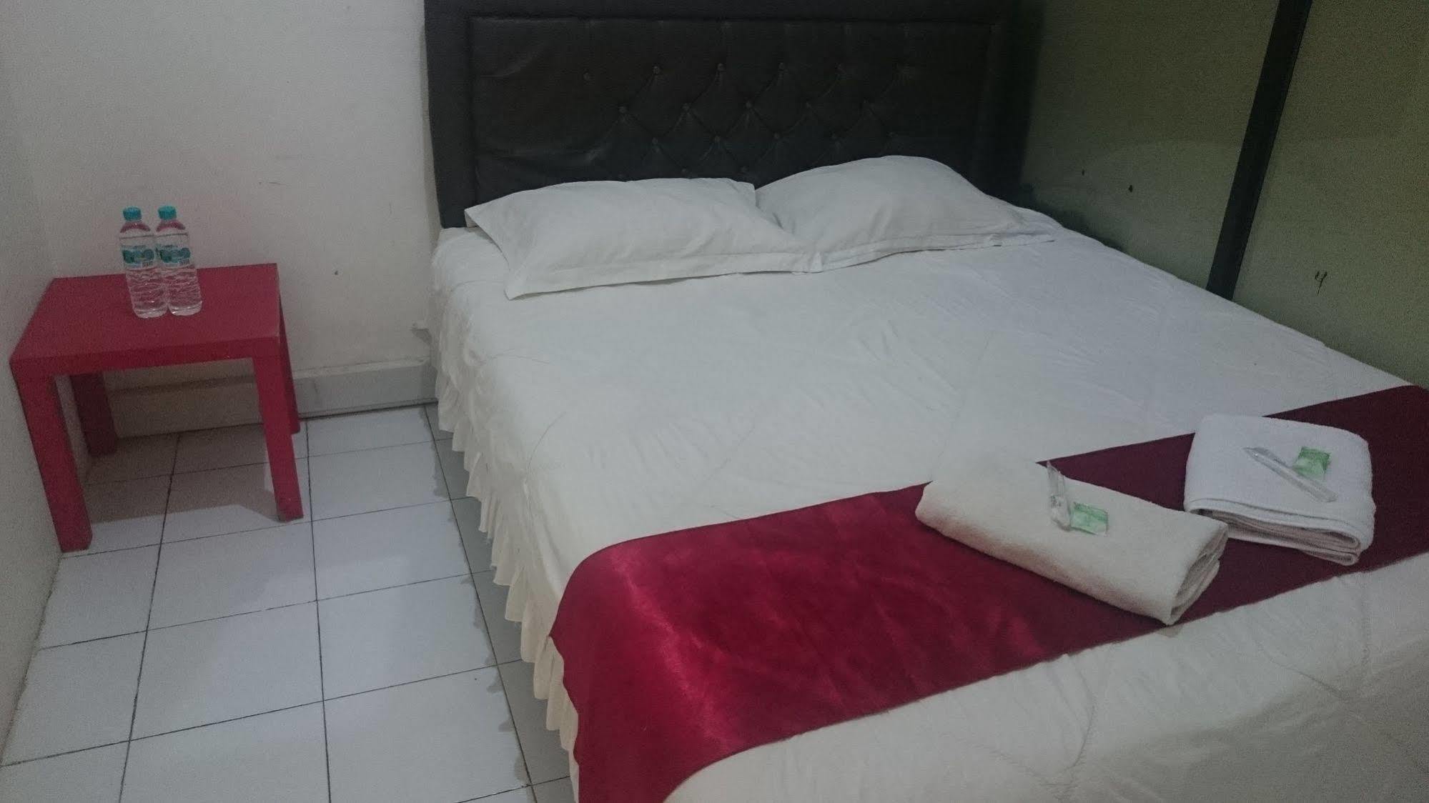 Capsule Wisma tamu *